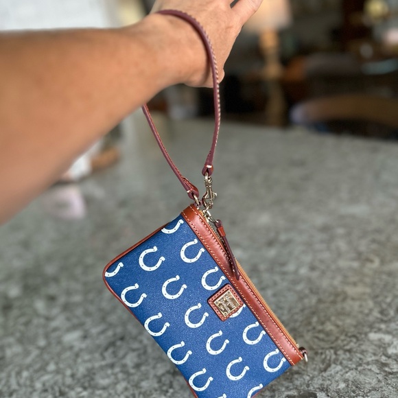 Indianapolis Colts Dooney & Bourke Wristlet Wallet - Picture 7 of 10